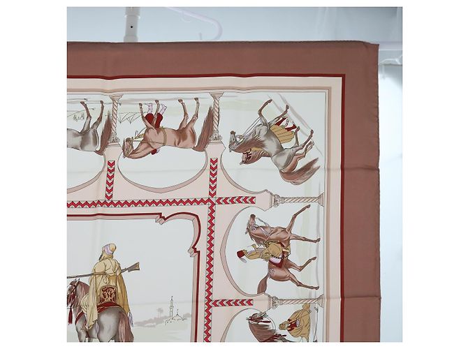 Hermès HERMES CARRE 90 CHEVAUX ARABES Sciarpa Seta Marrone Auth am5302 - vista 4