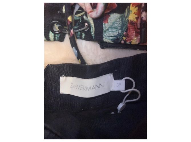 Zimmermann Conjunto de top cropped e shorts de renda. Preto Rosa - vista 9