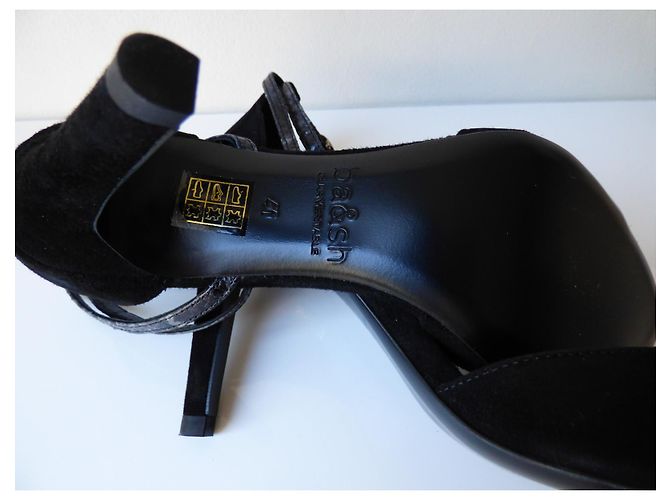 Ba&Sh High Heels Sandalen aus schwarzem Wildleder und Pythonleder - Ansicht 6