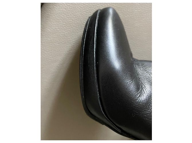 Autre Marque Stiefel oder schwarze Lederstiefeletten Größe 37,5 mit Knöchelriemen und Quaste. - Ansicht 12