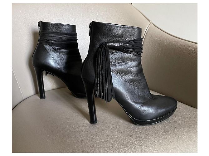Autre Marque Stiefel oder schwarze Lederstiefeletten Größe 37,5 mit Knöchelriemen und Quaste. - Ansicht 6