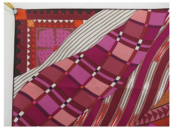 Aline Hermès NUOVA SCIARPA HERMES INDIAN COUPON SQUARE 90 SCIARPA IN SETA MULTICOLOR SETA - view 2
