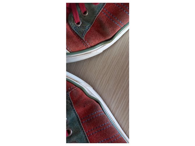 Sneakers Chanel in pelle corallo e azzurro Blu chiaro - vista 2