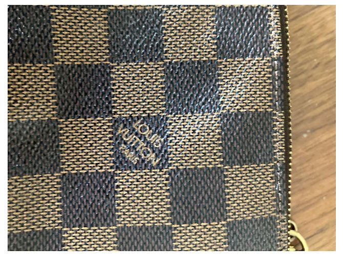 Pochette Trunk Louis Vuitton in pelle marrone scuro - vista 10