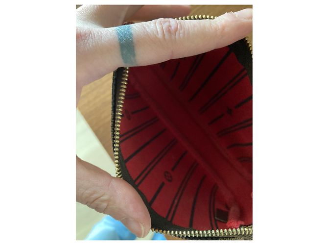 Pochette Trunk Louis Vuitton in pelle marrone scuro - vista 7