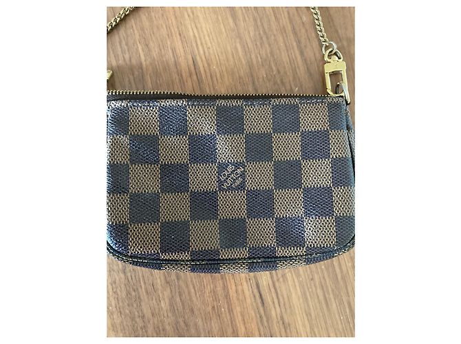 Pochette Trunk Louis Vuitton in pelle marrone scuro - vista 9