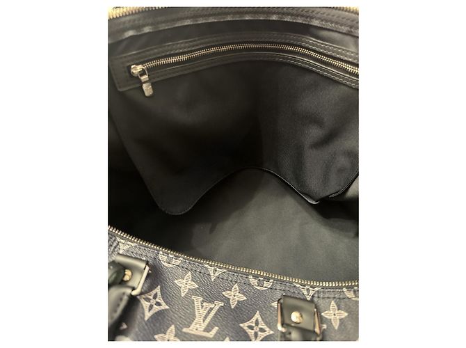 Abbesses Louis Vuitton Keepall 55 Safari Blu navy - vista 15