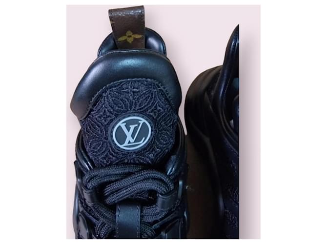 Louis Vuitton Luce dell'arco Nero - vista 2