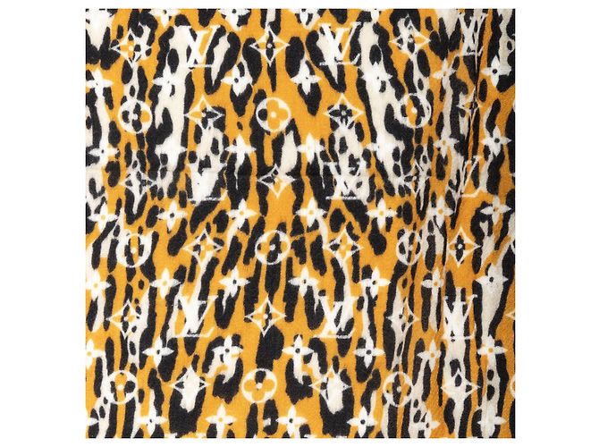 Louis Vuitton Monogram Jungle Print Scarf Multiple colors - view 5