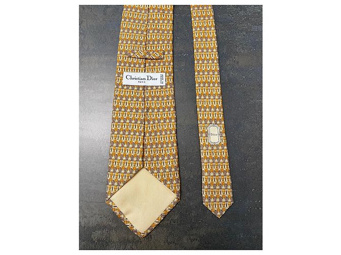 Cravatta Christian Dior in seta gialla Giallo - vista 2