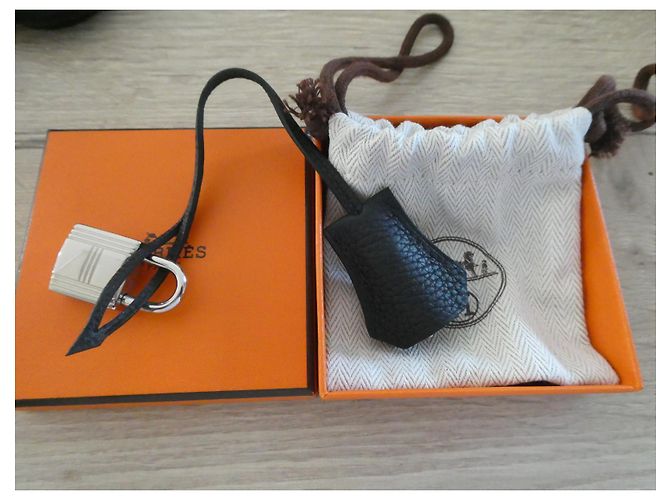 Hermès campanella, cerniera e lucchetto Hermes nuovi per borsa Hermes, scatola e sacchetto antipolvere. Nero - vista 2