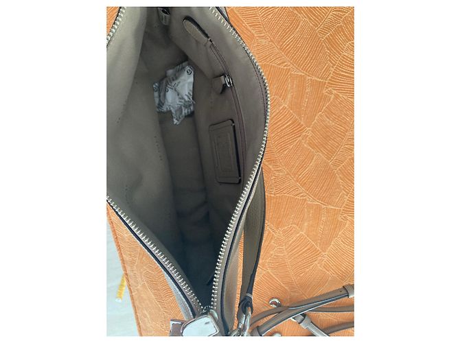Borsa Coach in pelle color taupe - vista 5
