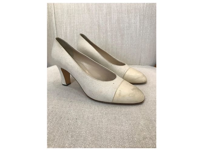Tacchi CHANEL T.EU 37.5 Tessuto Beige - vista 2