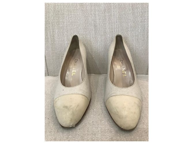 Tacchi CHANEL T.EU 37.5 Tessuto Beige - vista 3