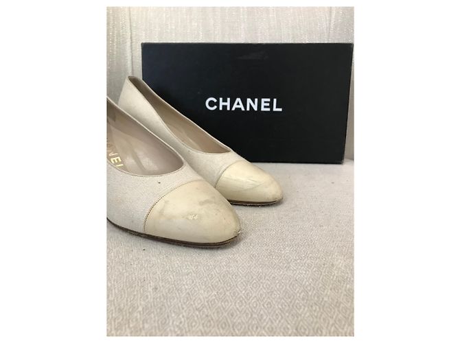 Tacchi CHANEL T.EU 37.5 Tessuto Beige - vista 8