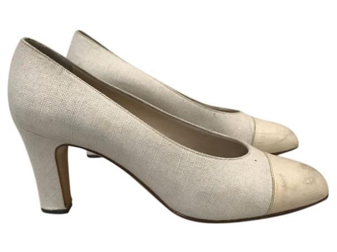 Tacchi CHANEL T.EU 37.5 Tessuto Beige - vista 9