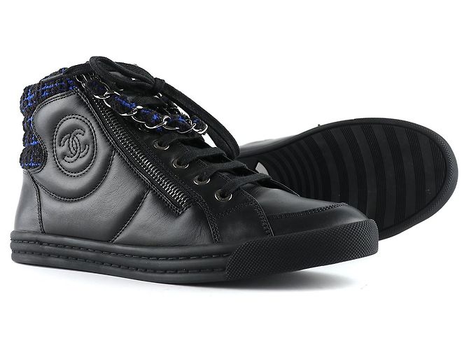 CHANEL - Sneakers alte in pelle nera e tweed (taglia 38,5) Nero - vista 2