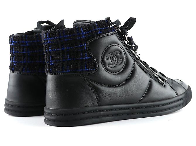 CHANEL - Sneakers alte in pelle nera e tweed (taglia 38,5) Nero - vista 4