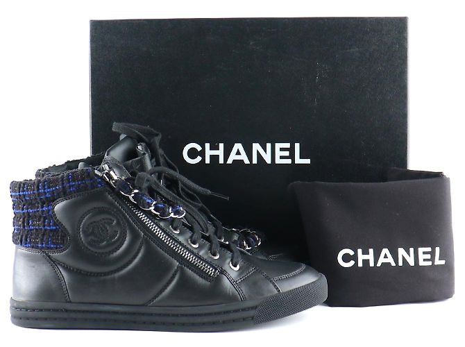 CHANEL - Sneakers alte in pelle nera e tweed (taglia 38,5) Nero - vista 8
