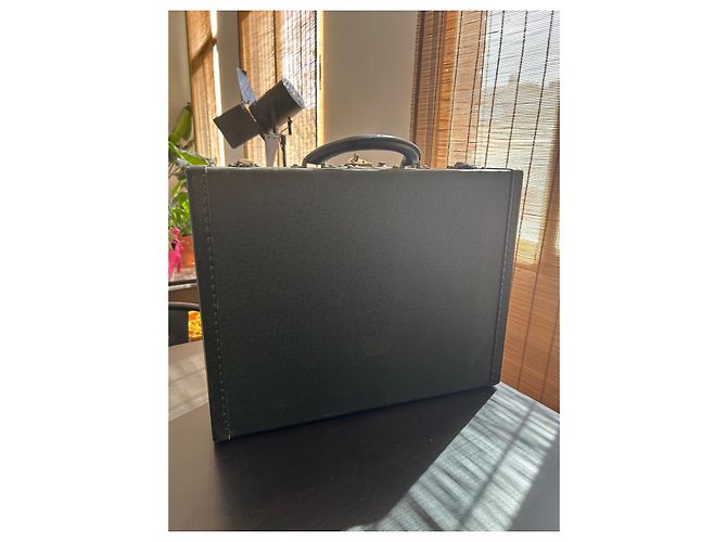Valigetta Louis Vuitton "President" Verde scuro - vista 2