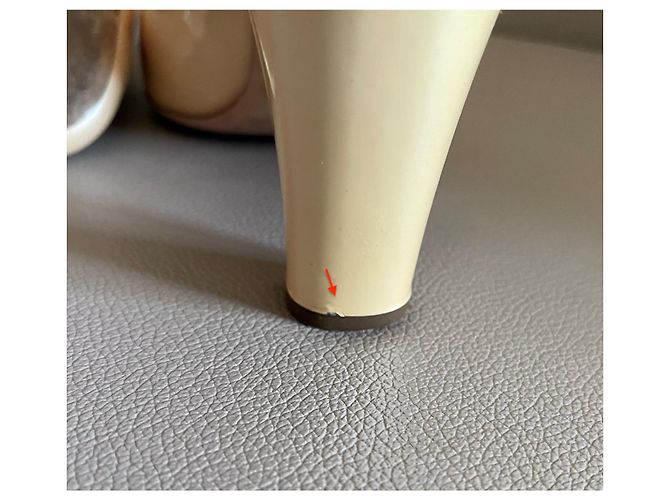 Decolleté CHANEL in vernice oro chiaro iridescente T. 38 D'oro - vista 15