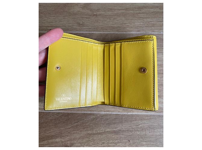 Portefeuille Valentino Vlogo en cuir jaune - vue 6