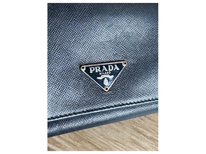 Cartera Prada Tri-fold de cuero negro - vista 4