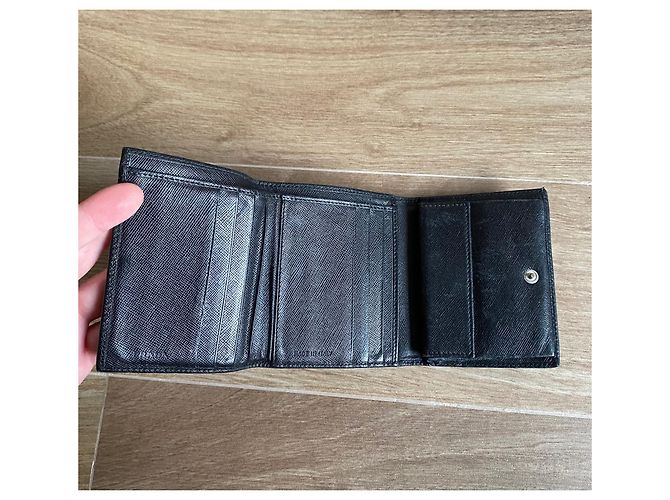 Cartera Prada Tri-fold de cuero negro - vista 6