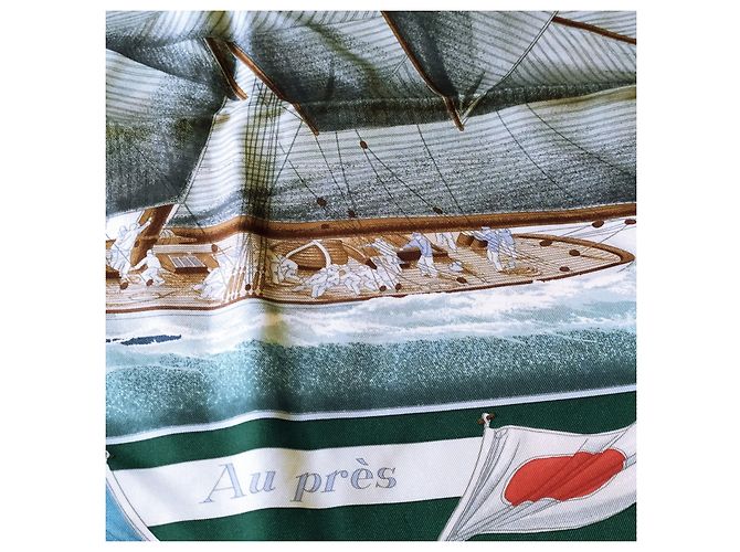 Foulard Hermès Downwind in seta verde - vista 8