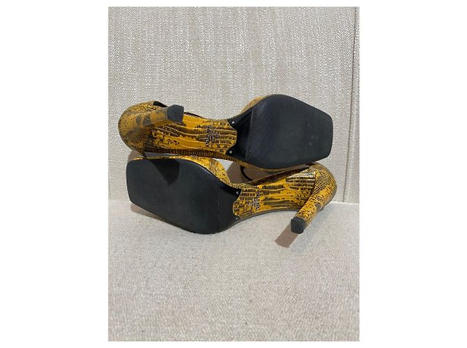 PRADA Tacchi T.EU 38 Pelli esotiche Giallo - vista 7
