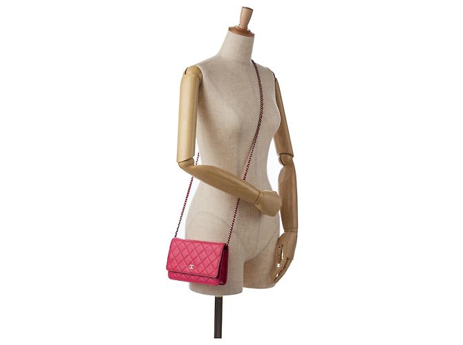 Wallet On Chain Portafoglio classico in pelle di agnello rosa Chanel con catena - vista 11