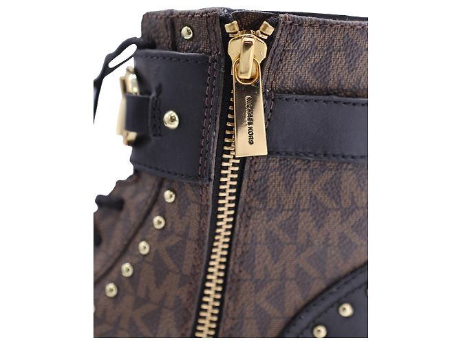 Michael Kors Kincaid Schnürstiefeln aus braunem beschichtetem Canvas - Ansicht 6