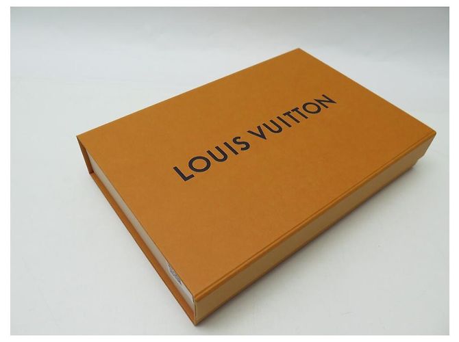STOLA LOUIS VUITTON MONOGRAMM COMIC MULTICOLOR M78241 130x200CM SEIDENSCHAL SCHAL Mehrfarben - Ansicht 10