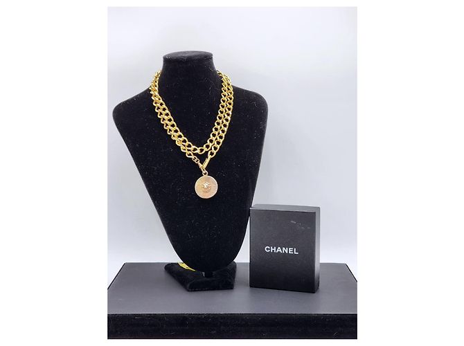 Cambon Chanel Löwenmedaillon-Kettengürtel Gold hardware - Ansicht 4