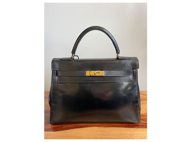 Hermès Kelly 32 in pelle nera Nero - vista 2