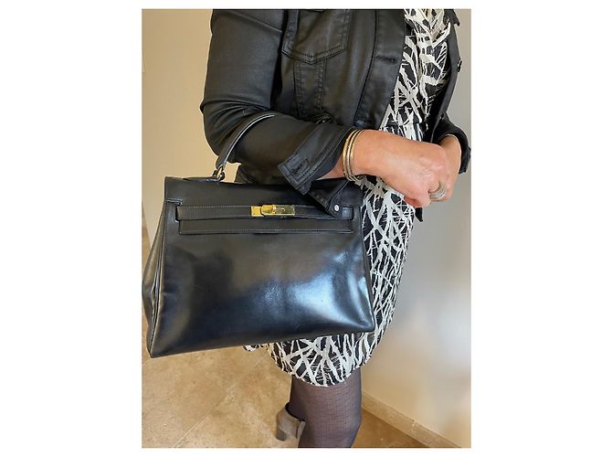 Hermès Kelly 32 in pelle nera Nero - vista 3