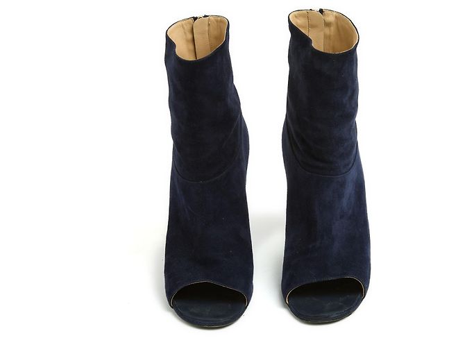 Chanel Stivaletti aperti con perle di lusso e camoscio blu navy taglia EU39 US8.5 - vista 2