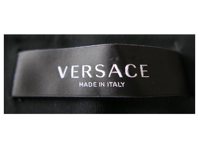 Gonna mini con bottone Medusa di Versace - vista 6