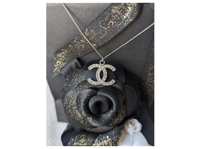 Chanel Collar cuadrado clásico con cristal CC 09P en caja SHW con recibo. Plata - vista 11