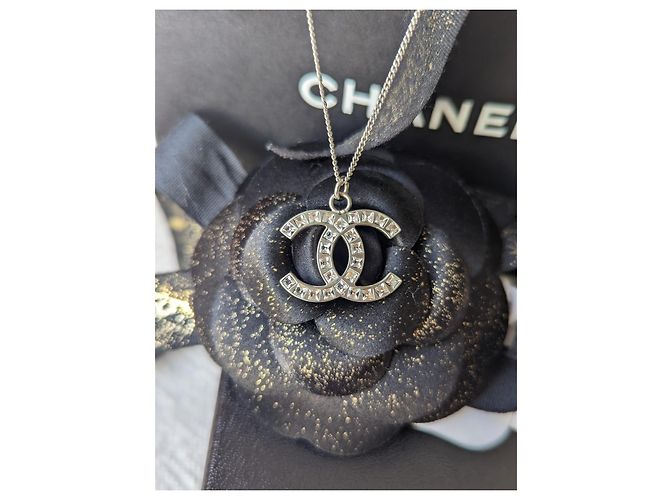 Chanel Collar cuadrado clásico con cristal CC 09P en caja SHW con recibo. Plata - vista 6