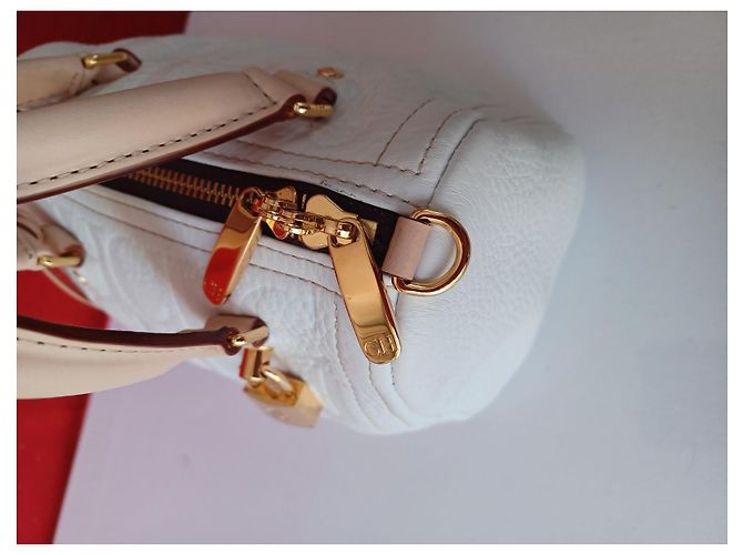 Carolina Herrera Andy 5 Locked Mini Borsa a Tracolla Pelliccia Bianca Bianco - vista 4