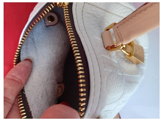 Carolina Herrera Andy 5 Locked Mini Borsa a Tracolla Pelliccia Bianca Bianco - vista 7
