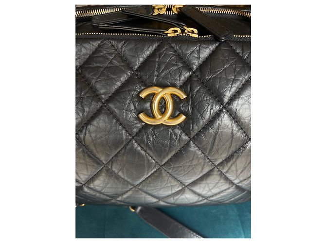 Trendy CC Collezione Crociera Chanel 2023 Nero - vista 12