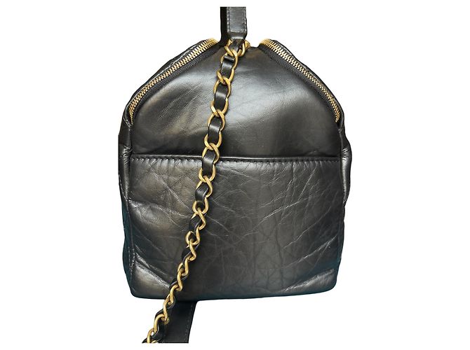 Trendy CC Collezione Crociera Chanel 2023 Nero - vista 15