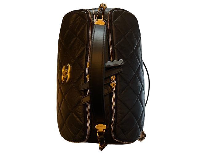 Trendy CC Collezione Crociera Chanel 2023 Nero - vista 4