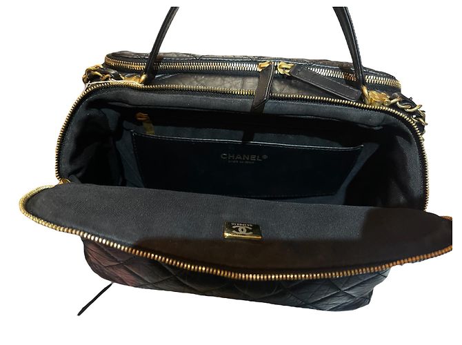 Trendy CC Collezione Crociera Chanel 2023 Nero - vista 6