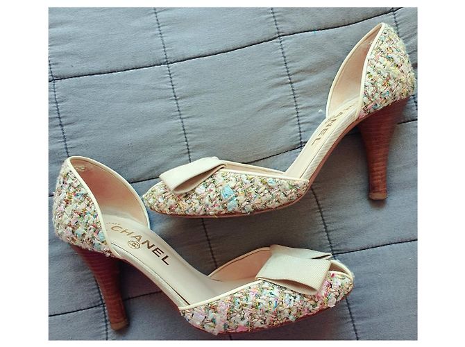 Chanel Pumps Größe 36,5 mit Absatz Mehrfarben Beige Golden - Ansicht 11