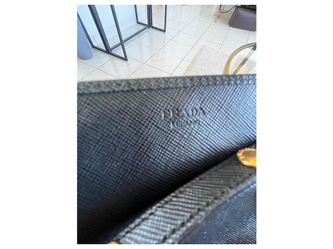 Cartera Prada con cadena de cuero Saffiano negro - vista 2