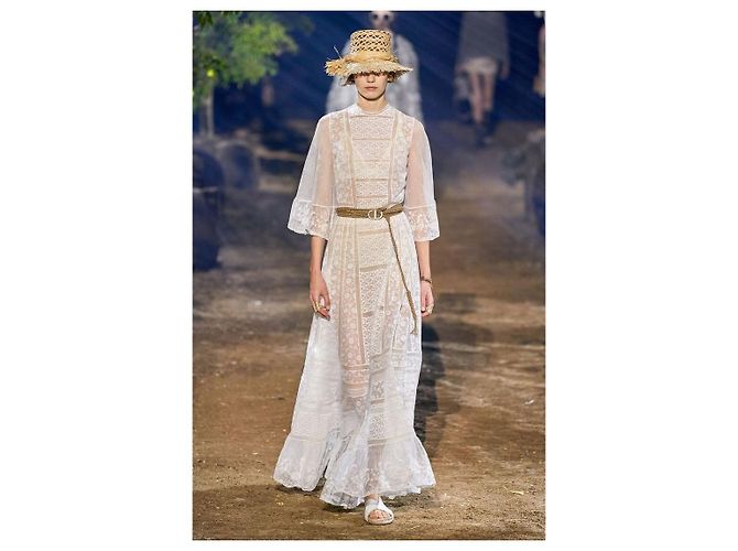 Dior SS20 Vestido largo de encaje blanco de Runway - vista 2