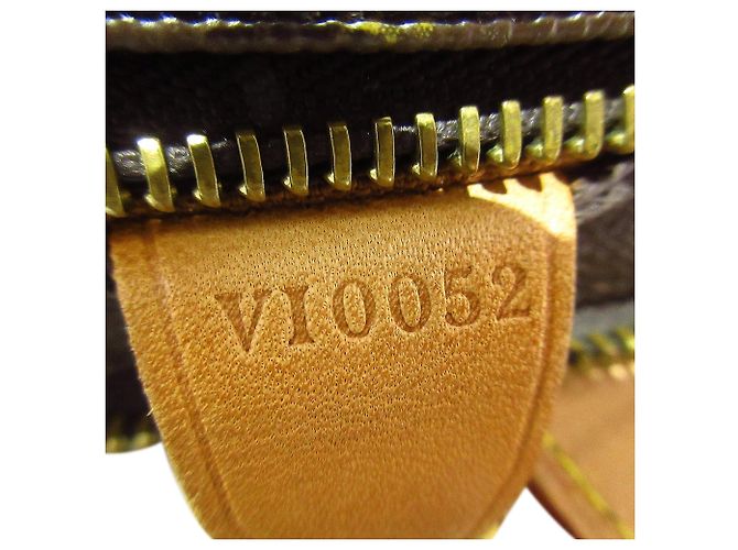 Louis Vuitton Brown Monogram Cabas Piano - view 7